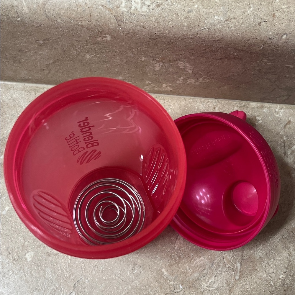 BlenderBottle Pink Shaker Bottle - Picture 7 of 7